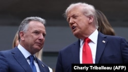 Дональд Трамп и его спецпосланник Стив Уиткофф